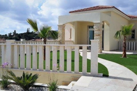 4 dormitorios Villa en Paphos, Cyprus No. 50019 15