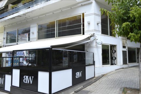 329m² Commercial property en Athens, Greece No. 50021 1