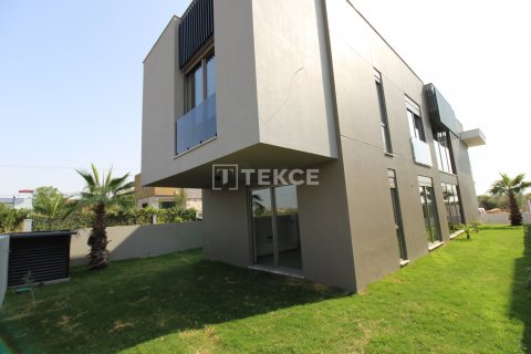 4+1 Villa en Aksu, Turkey No. 13119 21