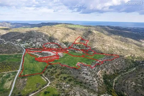 164904m² Land à Choirokoitia, Cyprus No. 36349 1