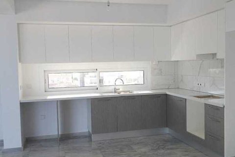 2 bedrooms Apartment in Larnaca, Cyprus No. 32845 6