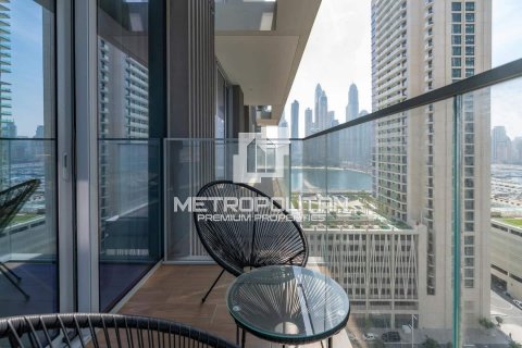 2 dormitorios Apartment en EMAAR Beachfront, UAE No. 8170 18