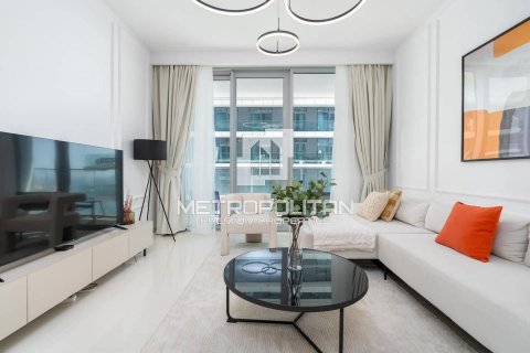 Квартира с 2 спальнями в EMAAR Beachfront, ОАЭ №8170 5