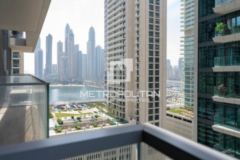 Квартира с 2 спальнями в EMAAR Beachfront, ОАЭ №8170 7