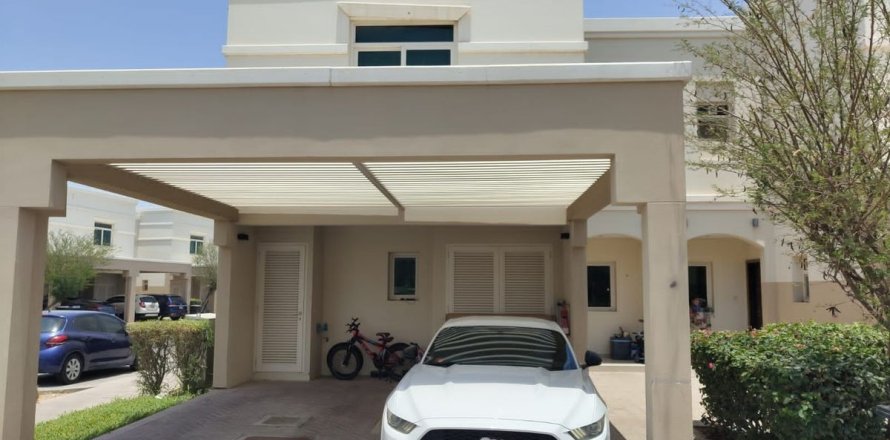 3 bedrooms Townhouse in Al Ghadeer, UAE No. 9028