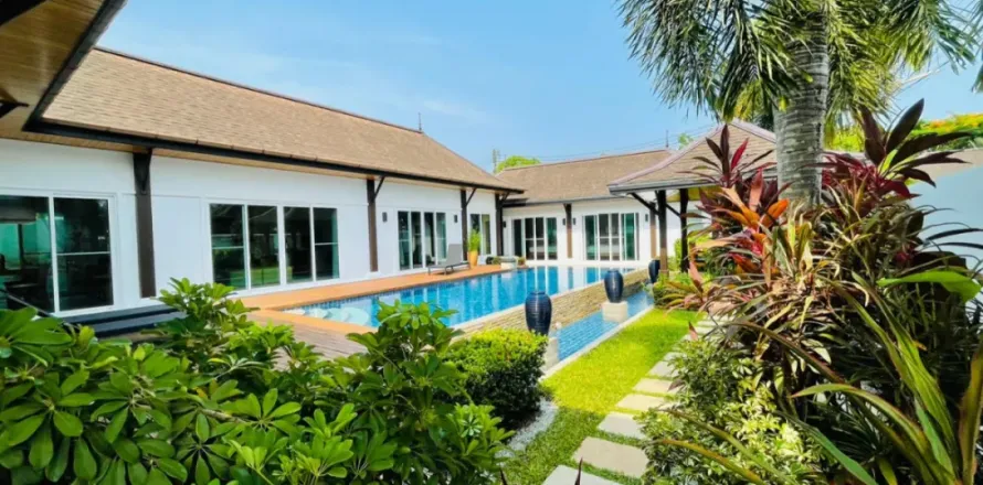 4 dormitorios Villa en Phuket, Thailand No. 3075