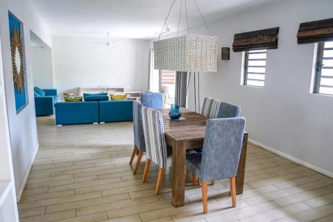 200m² Apartment en Tamarin, Mauritius No. 53461 3