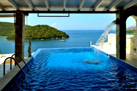 7 bedrooms Villa in Thesprotia, Greece No. 58499 2