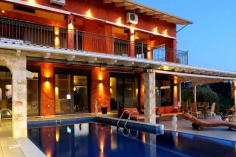 7 bedrooms Villa in Thesprotia, Greece No. 58499 6