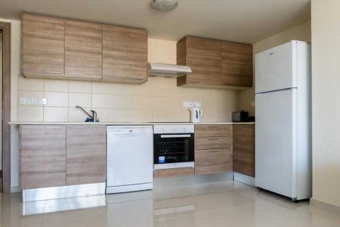 2 dormitorios Apartment en Agios Tychonas, Cyprus No. 66177 11