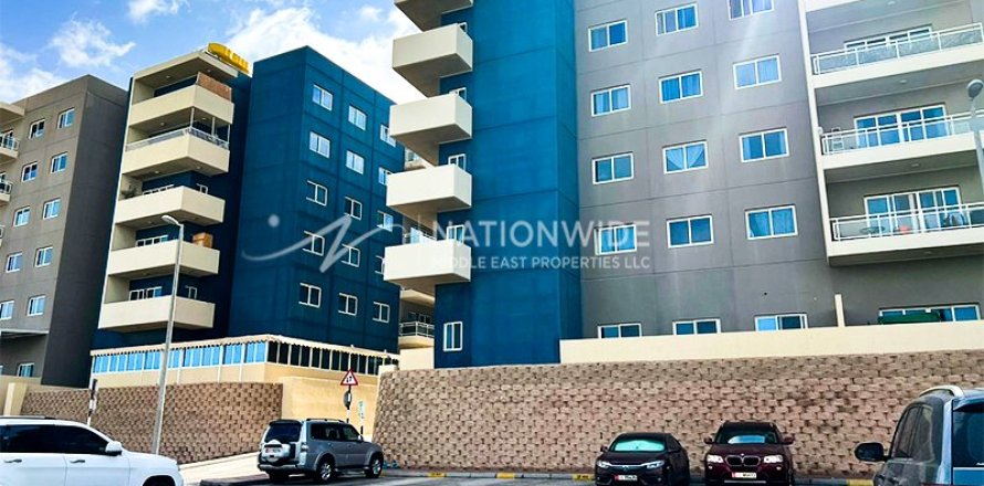 3 bedrooms Apartment in Al Reef, UAE No. 3757