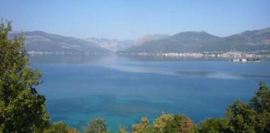 6137m² Land à Tivat, Montenegro No. 66878