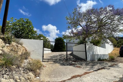 5 bedrooms Villa in Paphos, Cyprus No. 37845 2