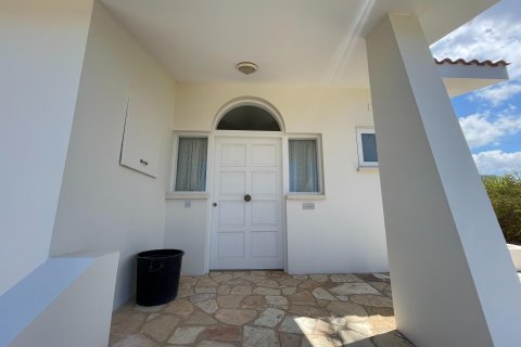 5 bedrooms Villa in Paphos, Cyprus No. 37845 5