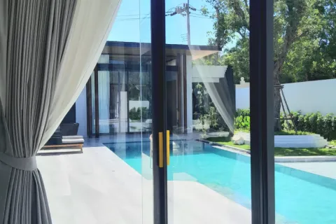 4 bedrooms Villa in Phuket, Thailand No. 2964 10