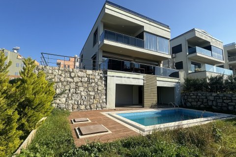 7+2 Villa in Kusadasi, Turkey No. 20343 1