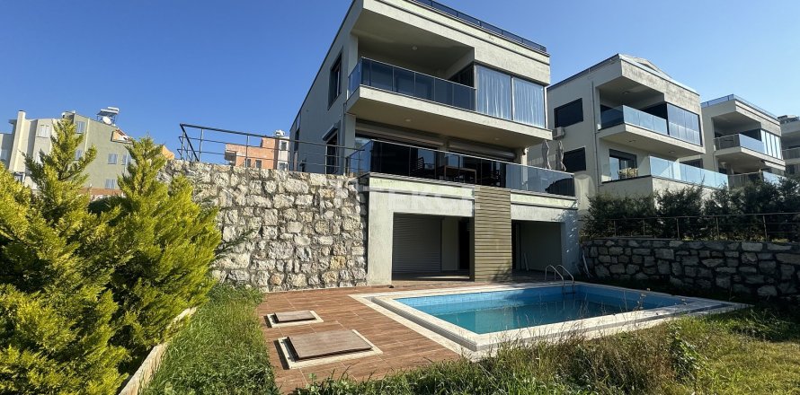 7+2 Villa à Kusadasi, Turkey No. 20343