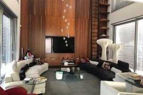 4 bedrooms House in Moni, Cyprus No. 77207 1