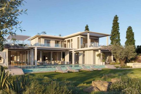 6 bedrooms House in Limassol, Cyprus No. 77203 1