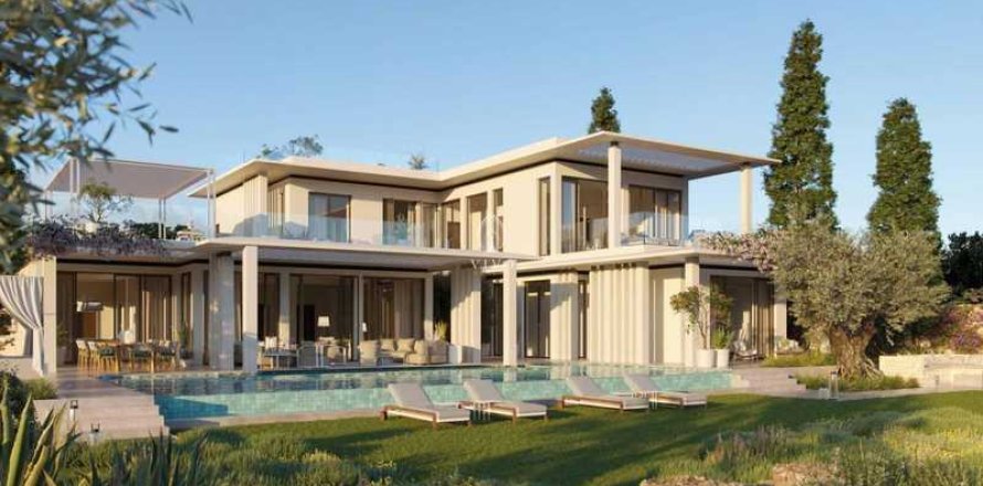 6 bedrooms House in Limassol, Cyprus No. 77203