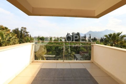 5 rooms Apartment in Konyaalti, Turkey No. 11491 12