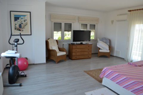 5 bedrooms Villa in Chalkidiki, Greece No. 49988 3