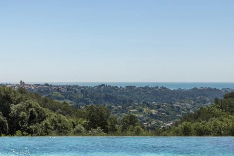 4 bedrooms Villa in Saint-Paul-de-Vence, France No. 72728 2