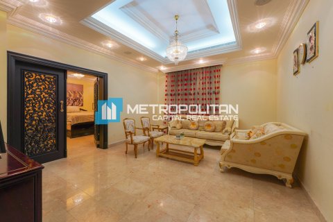 9 dormitorios Villa en Khalifa City, UAE No. 8355 20