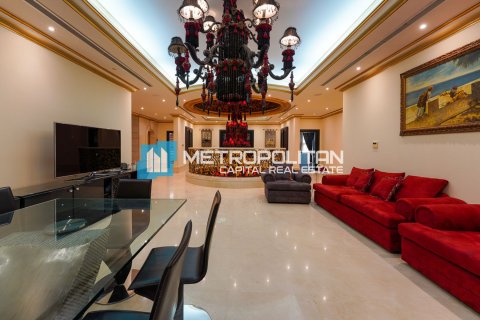 9 bedrooms Villa in Khalifa City, UAE No. 8355 26