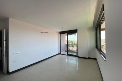 4 rooms Appartement à Kestel, Turkey No. 21550 8