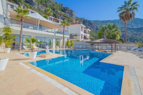 7 rooms Villa in Alanya, Turkey No. 21521 4