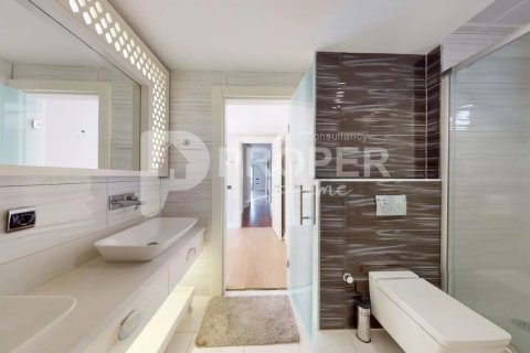 4 rooms Apartment in Konyaalti, Turkey No. 16606 4