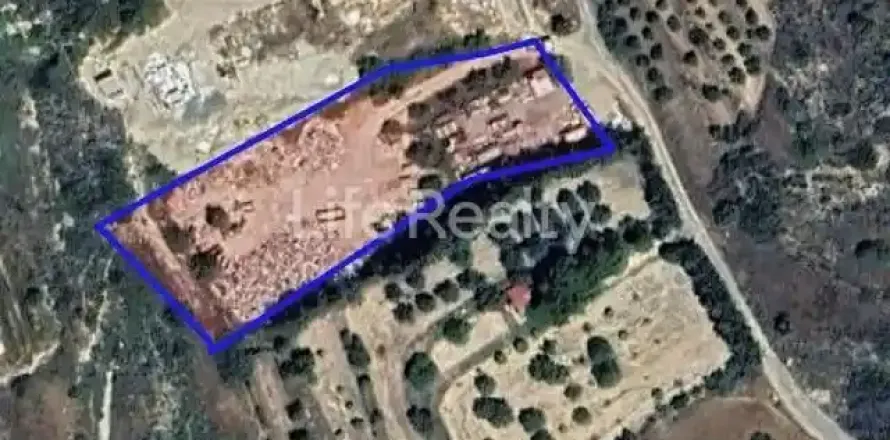 3958m² Land à Agios Athanasios, Cyprus No. 36000