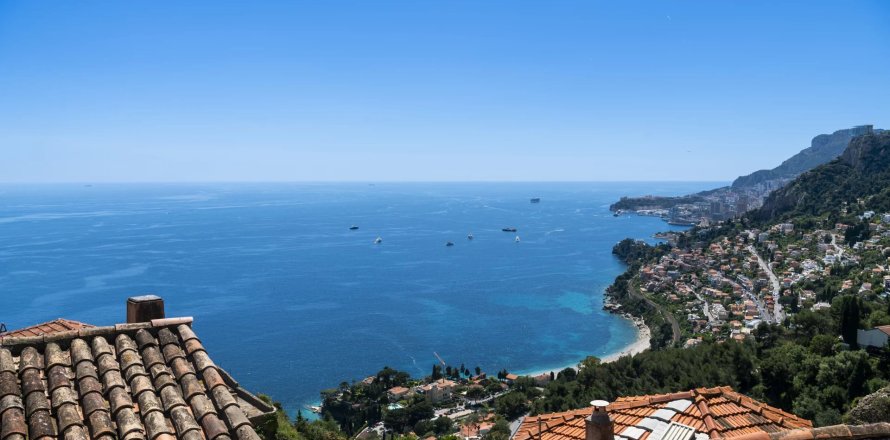 4 chambres House à Roquebrune-Cap-Martin, France No. 69232