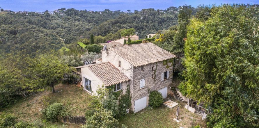 4 chambres Villa à Vence, France No. 69236