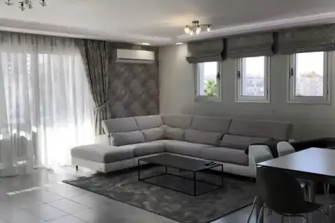 3 dormitorios Apartment en Limassol, Cyprus No. 32835 1