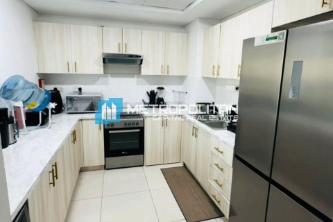 Квартира с 2 спальнями в Al Ghadeer, ОАЭ №91102 12