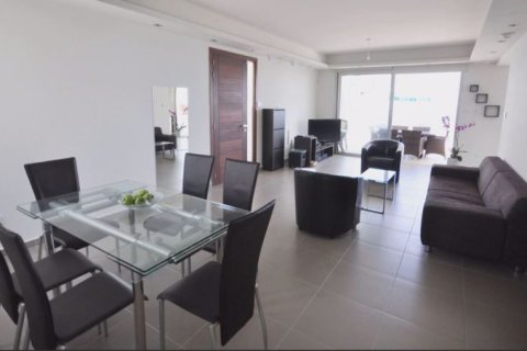 3 bedrooms Apartment in Pervolia, Cyprus No. 36653 3