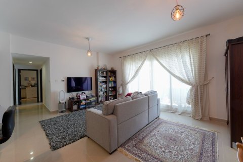 2 bedrooms Apartment in Al Reef, UAE No. 5733 6