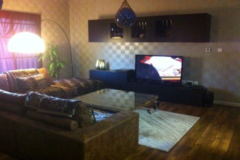 2 bedrooms Apartment in Al Reef, UAE No. 5732 6