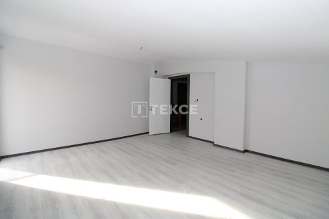 4+1 Apartment in Ankara, Turkey No. 14420 15