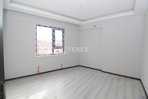 4+1 Apartment in Ankara, Turkey No. 14420 12