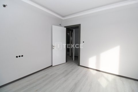 4+1 Apartment in Ankara, Turkey No. 14420 11