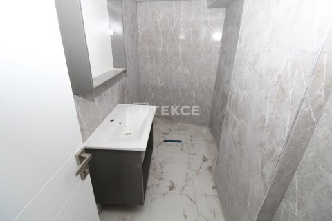 4+1 Apartment in Ankara, Turkey No. 14420 19