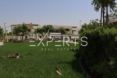 5 bedrooms Villa on the Yas Island, UAE No. 9522 11