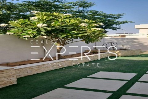 5 bedrooms Villa on the Yas Island, UAE No. 9522 5