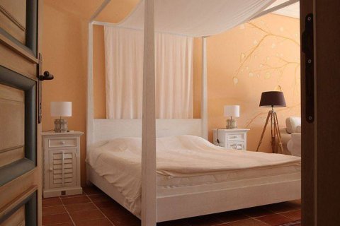 3 bedrooms Villa in Kotor, Montenegro No. 66986 15