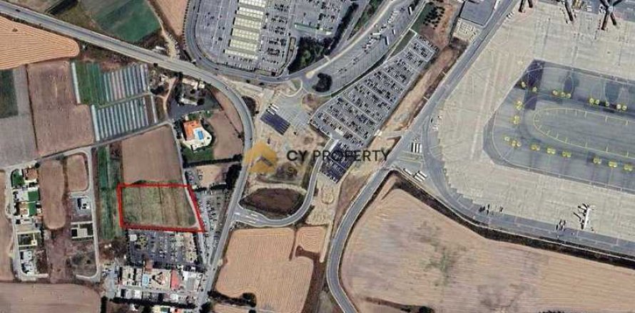 6689m² Land à Dromolaxia, Cyprus No. 41938