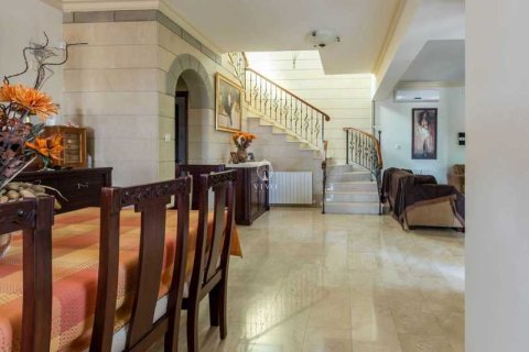 4 bedrooms House in Moniatis, Cyprus No. 77361 6