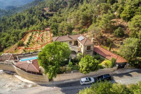 4 bedrooms House in Moniatis, Cyprus No. 77361 8